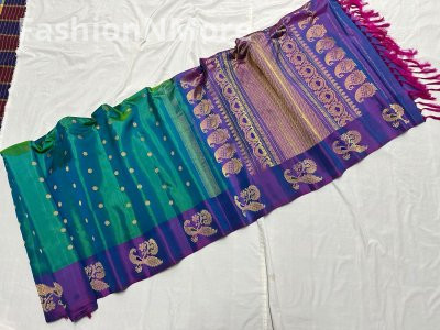 Pure Silk Handloom Butta Border Gadwal Silk Saree