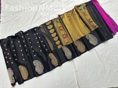 Pure Silk Handloom Butta Border Gadwal Silk Saree