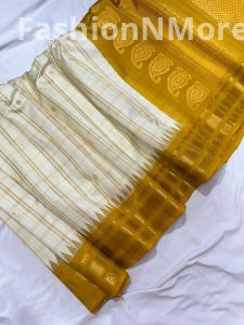 Pure Silk Handloom Gadwal Saree with Contrast Border, Checks & Butta