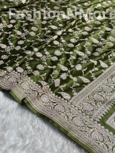 Premium Mashru Silk Saree with Jaal Design